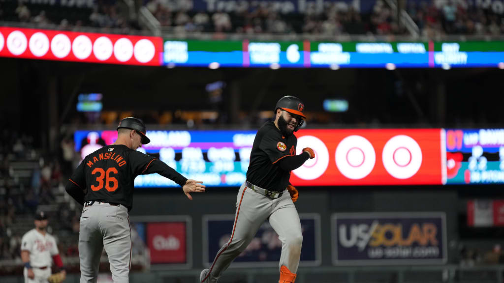 Emmanuel Rivera's second home run of the game (5)