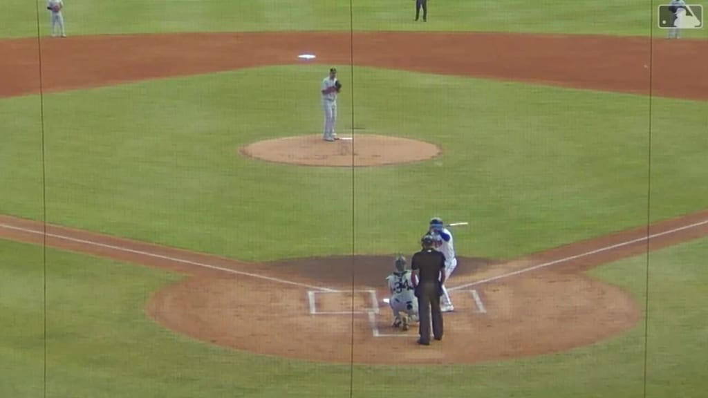 Edouard Julien's solo homer 