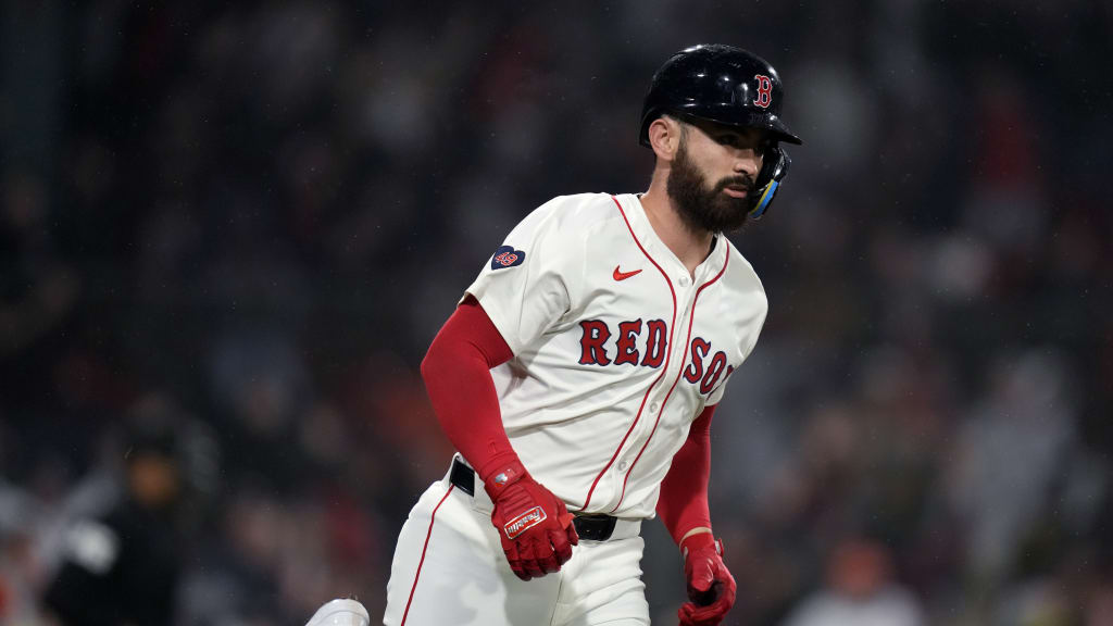 Red Sox struggle on defense without Trevor Story in loss