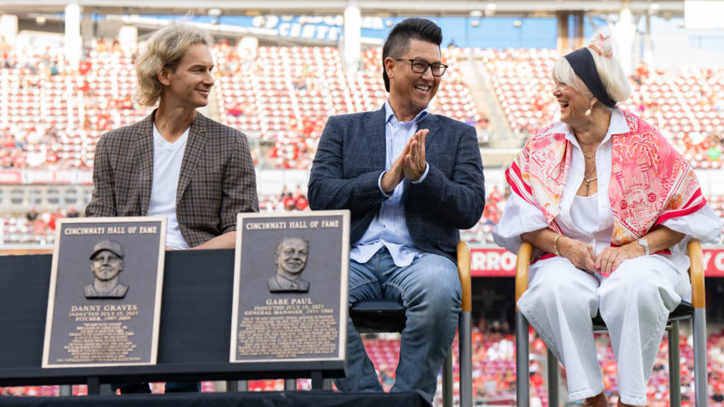 Bronson Arroyo, Danny Graves, Gabe Paul inducted to Reds Hall of Fame