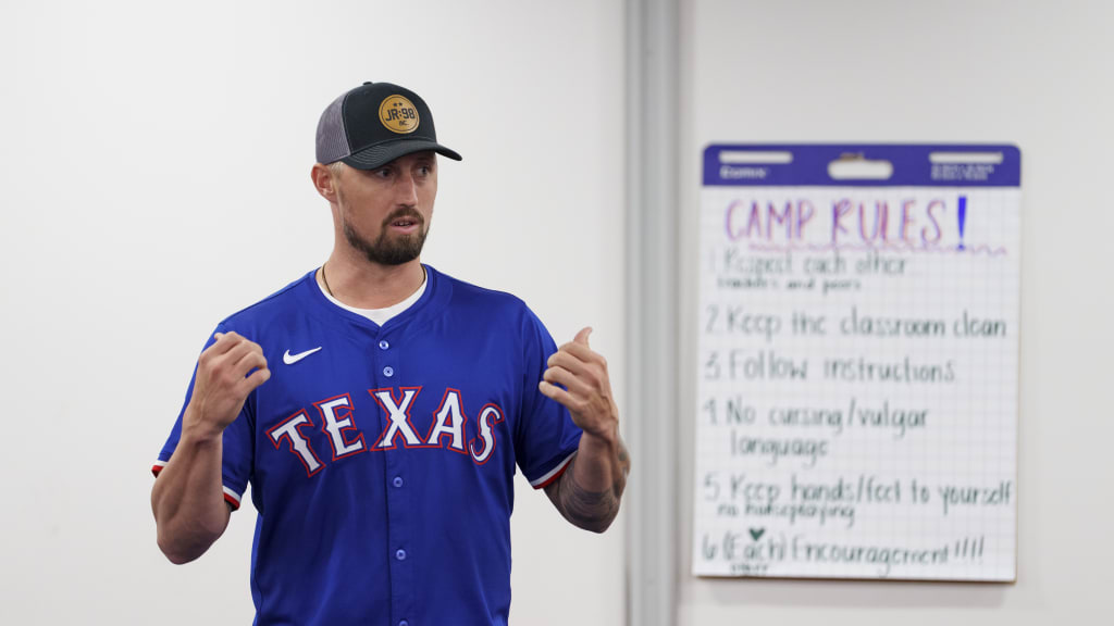 Texas Rangers pitcher Shawn Armstrong shares with students his methodology for utilizing science and technology to improve his performance on the mound.