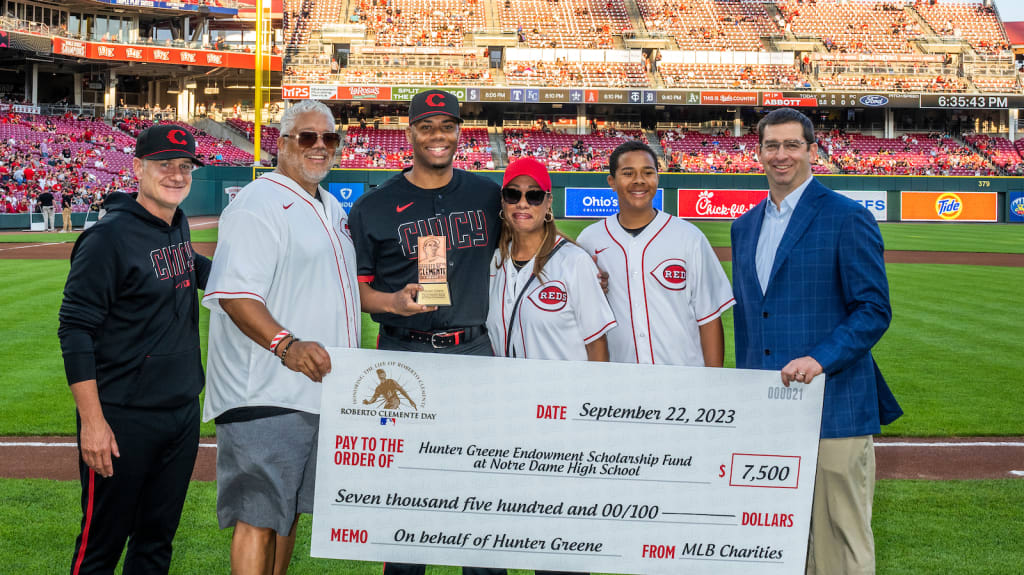 Cincinnati Reds on X: The Reds tonight will don Los Rojos jerseys as part  of Fiesta Rojos as we honor the local Hispanic community and the rich  cultural history of the franchise. #