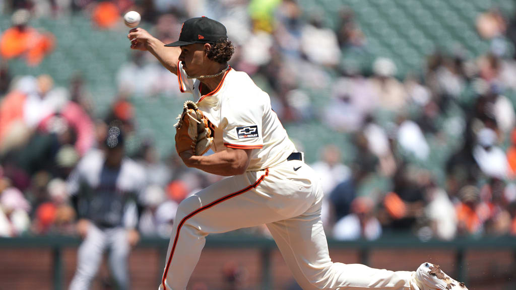 Jordan Hicks poncha a Ketel Marte