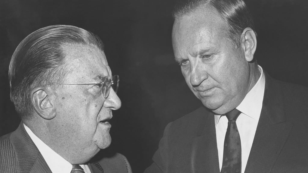 O'Malley (left) and Autry in Dec. 1960.