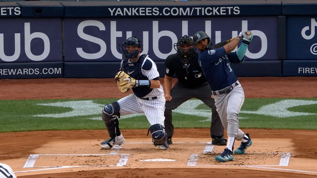 Mariners hammer Germán in a 10-2 rout of the Yankees