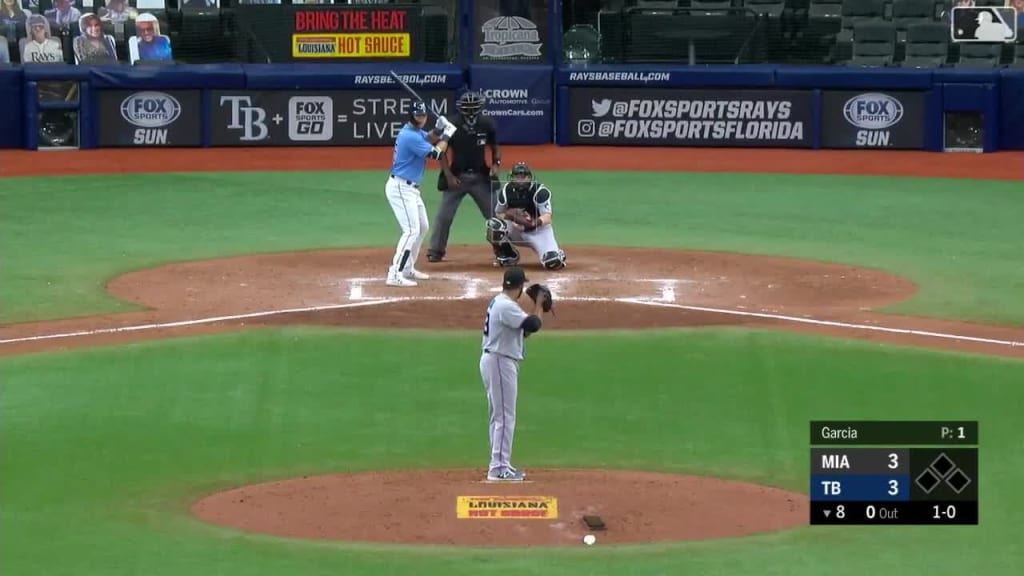 Jazz Chisholm Jr.'s amazing catch