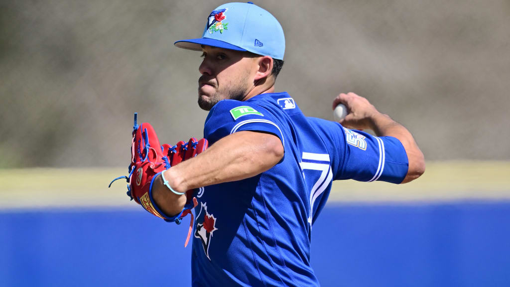 Berríos to begin season on IL ... but there's some good news