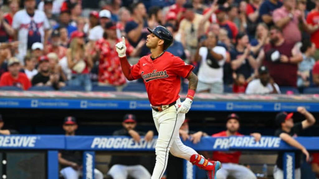 Brayan Rocchio's solo home run (3)