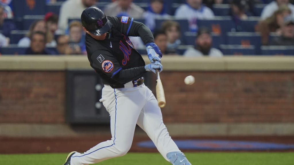 Pete Alonso's triple in the 1st