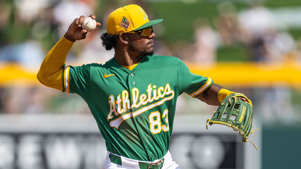 A's No. 1 prospect De Vries eyes 2026 MLB debut