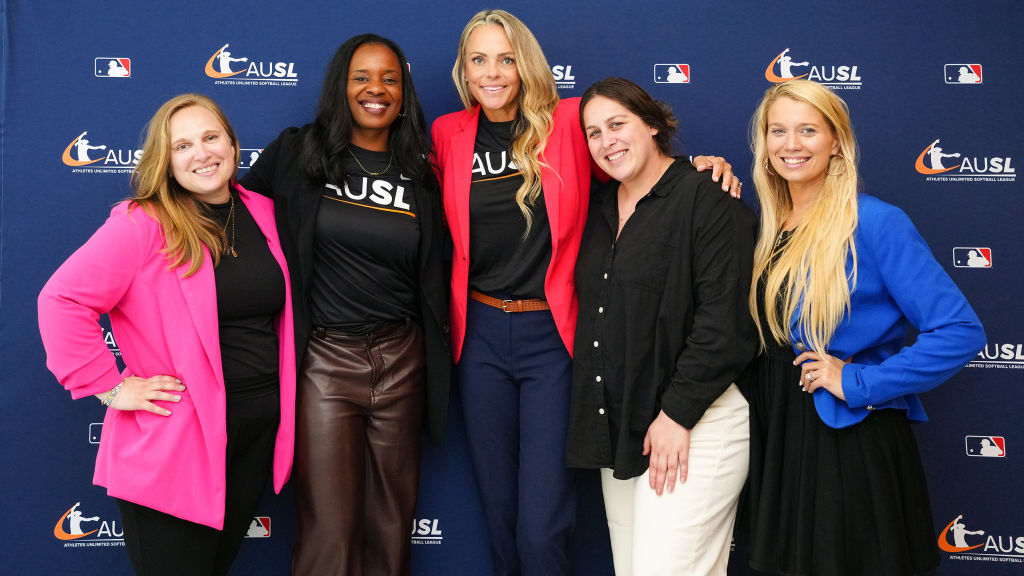 AUSL advisors Jennie Finch (center) and Natasha Watley (2nd from left) with MLB development team employees. (Mary DeCicco/MLB)
