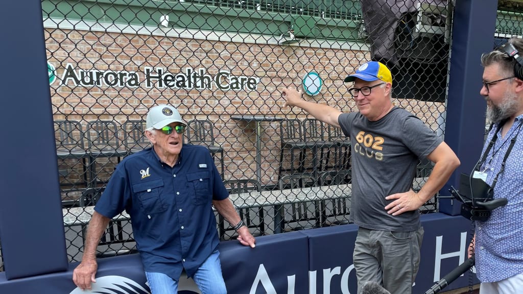Uecker (left) with Steve Farr (center) and Michael T. Vollmann (right) in Milwaukee in July 2023.