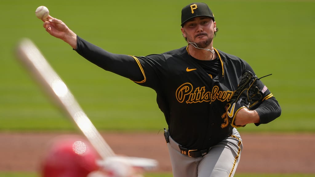 Skenes back to Cy Young form with his 1st win of season