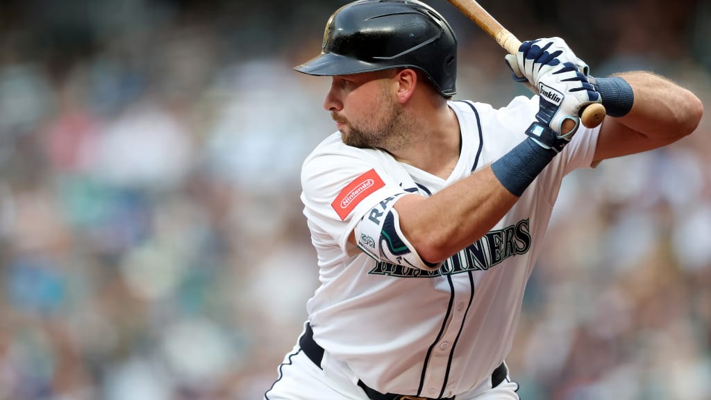 LIVE: Taking big swings at history