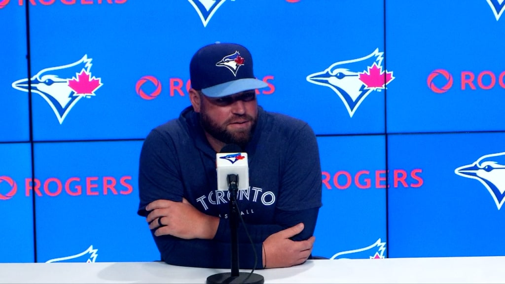 New Blue Jays batting practice cap just as horrible as expected