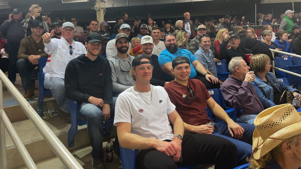 Rockies pitchers and staff take in the Scottsdale Arabian Horse Show. (Steve Foster)