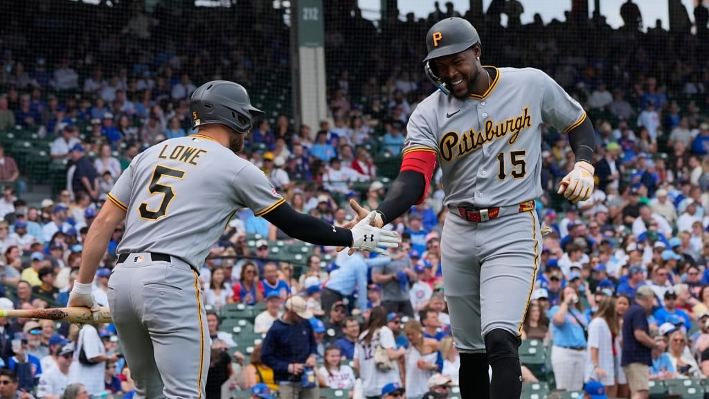 LIVE: Pirates power up early with eyes on long-awaited sweep
