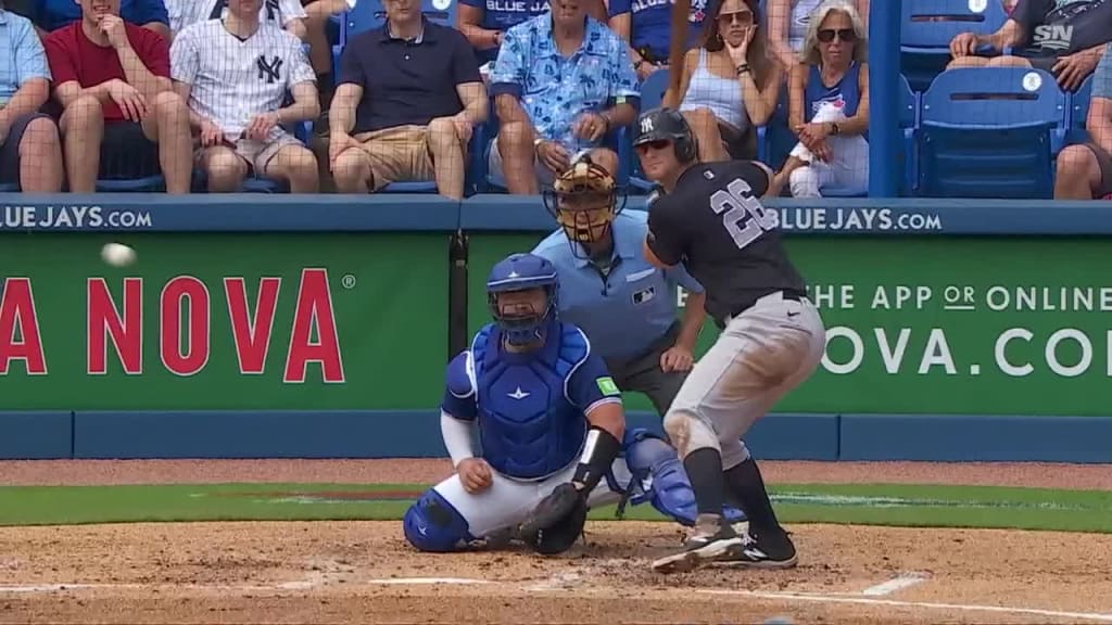 DJ LeMahieu lines an RBI double to right field