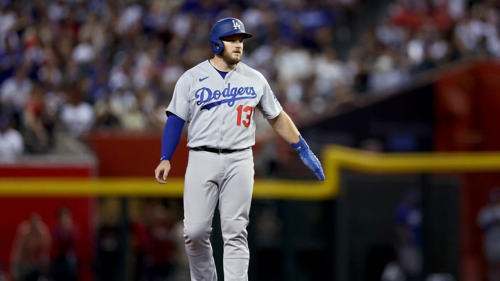 Max Muncy determined to improve defense