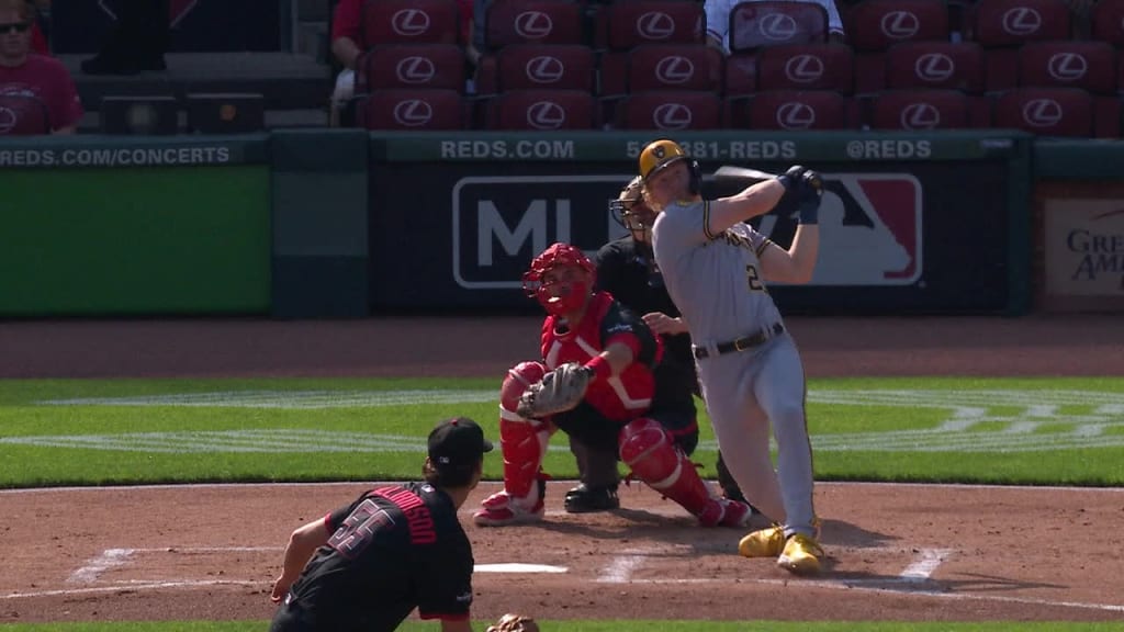 Reds flex in sleeveless jerseys, 07/21/2019