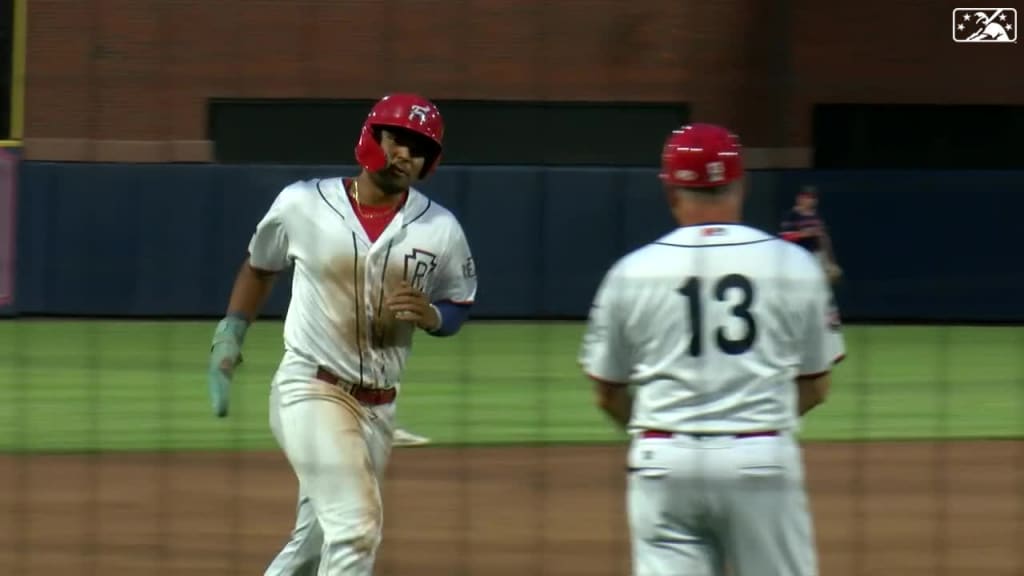 Carlos De La Cruz's 24th home run