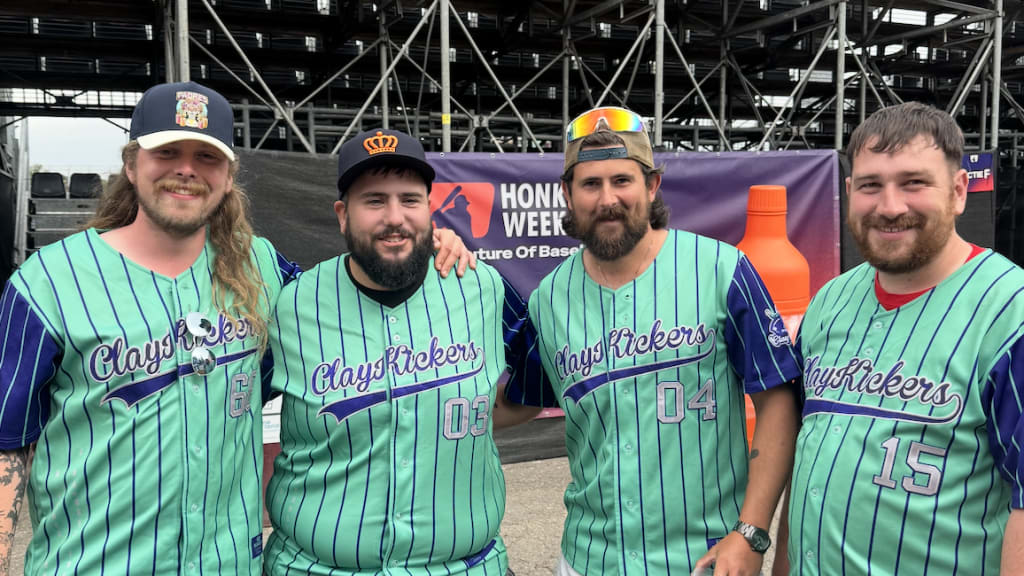 Members of the Claykickers at Honkbalweek.