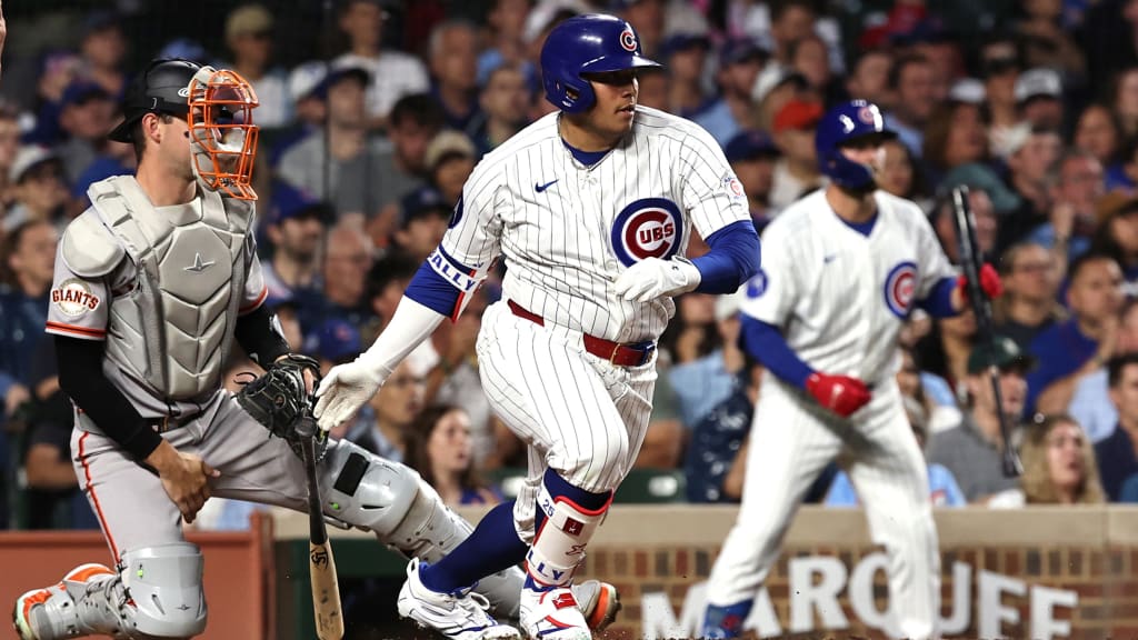 LIVE: Under Wrigley lights, Cubs eye 1st series win since early May