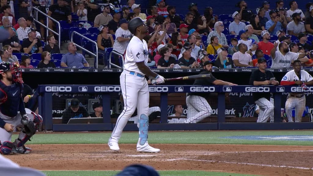 Jorge Soler Soler Power GIF - Jorge Soler Soler Power Braves World Series -  Discover & Share GIFs