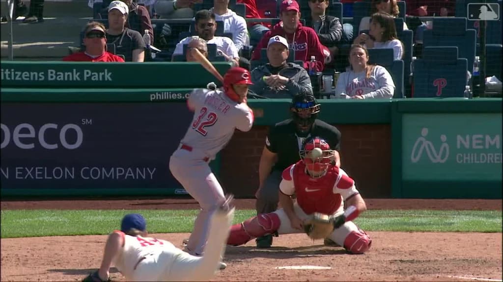 VIDEO: Little Kid Cranks Ball Right Into Padres Star Fernando