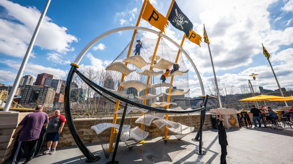 Pirates and Fanatics Bring New Retail Experience to PNC Park — Fanatics Inc