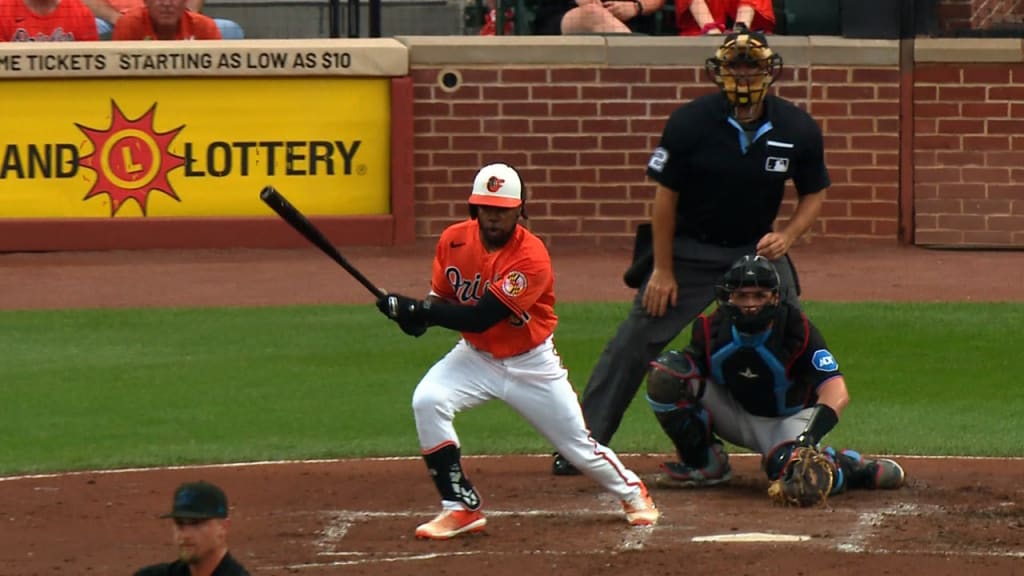 Orioles overcome 4-run hole vs. Marlins, win 7th straight