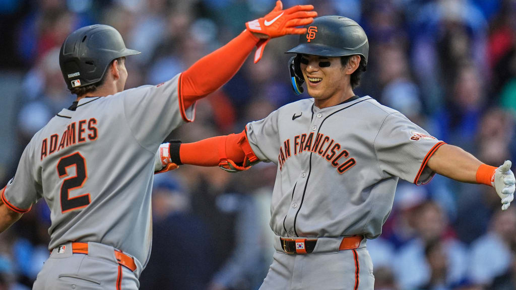 LIVE: Giant achievement sets up Wrigley rubber game
