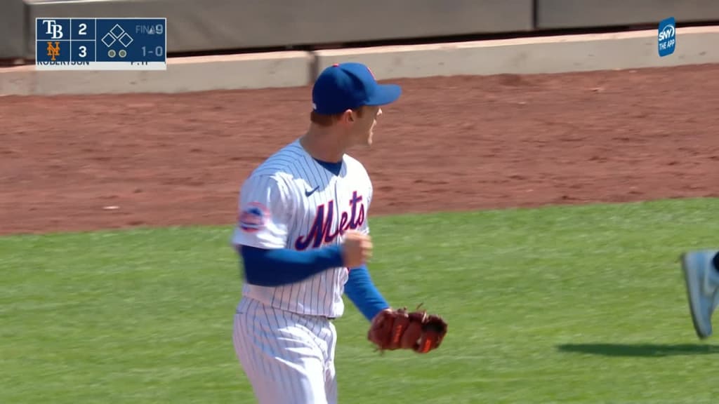 Mets beat Yankees 3-2 in walk-off fashion