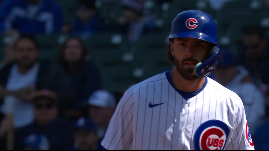 Chicago Cubs' Dansby Swanson (7) bats during a spring training