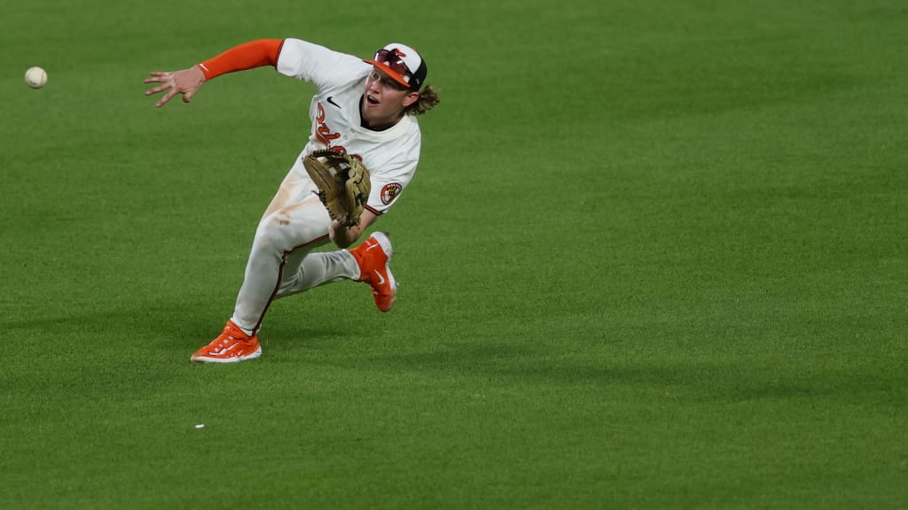 Heston Kjerstad's amazing sliding catch