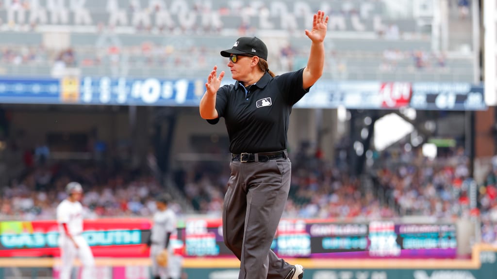 Jen Pawol calls a foul ball in the fifth inning of her MLB debut as an umpire in Game 1 on Saturday afternoon (Todd Kirkland/MLB Photos)
