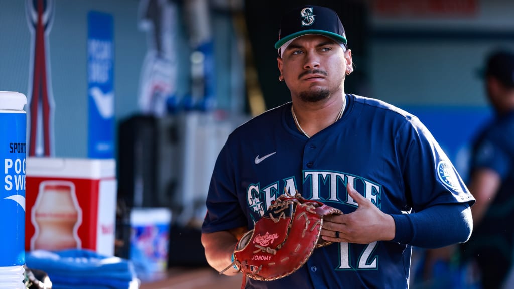 LIVE: Naylor making Mariners debut against Angels