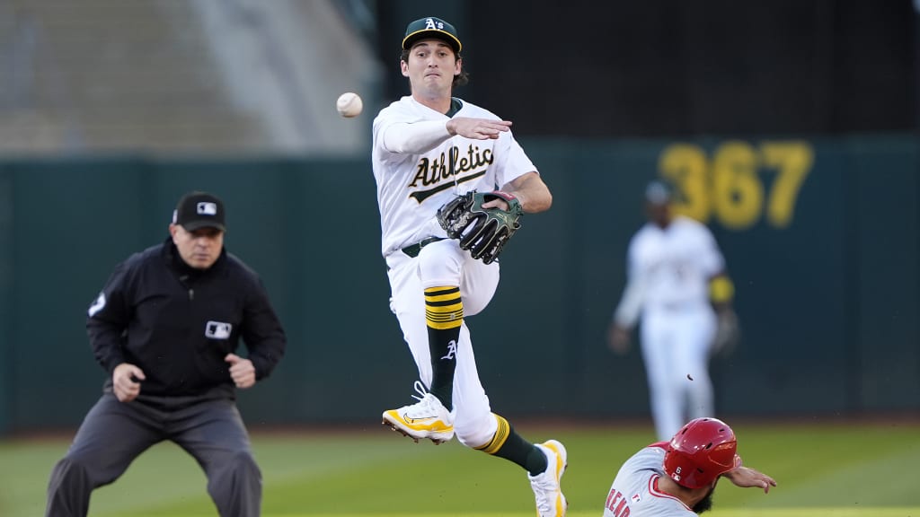 Jacob Wilson exits Major League debut with injury for Athletics