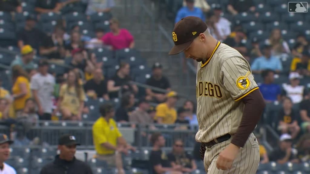 Padres' Snell overpowers Dodgers in 6-1 victory for Friars' first series  win against LA since 2021 - ABC News