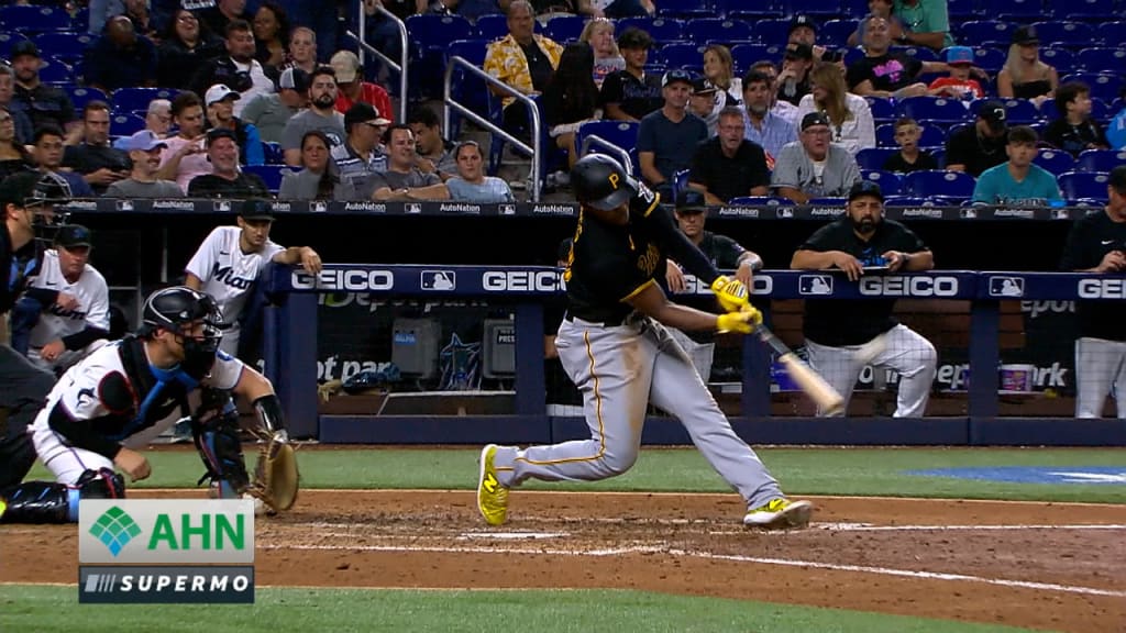 Pirates 3B Ke'Bryan Hayes placed on 10-day IL with lower back inflammation