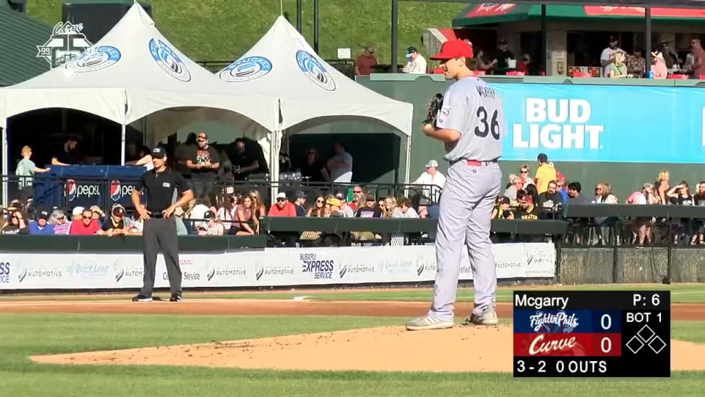 THE GREAT BO JACKSON DISPLAYS HIS RAW POWER AS HE BREAKS BAT ACROSS