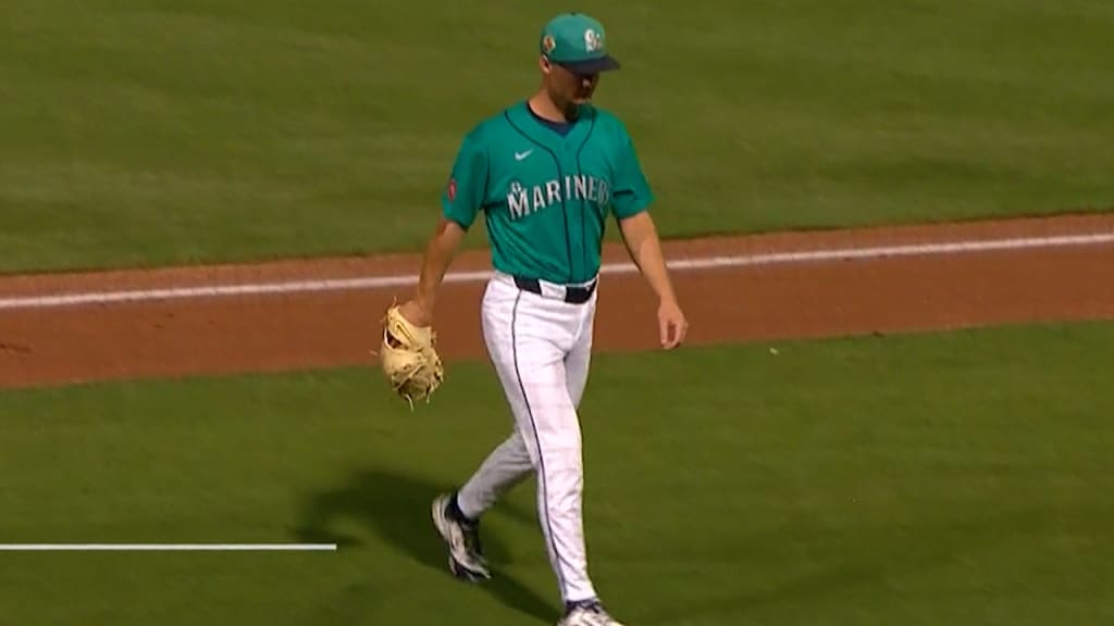 No. 2 prospect Anderson taking it all in at first spring camp