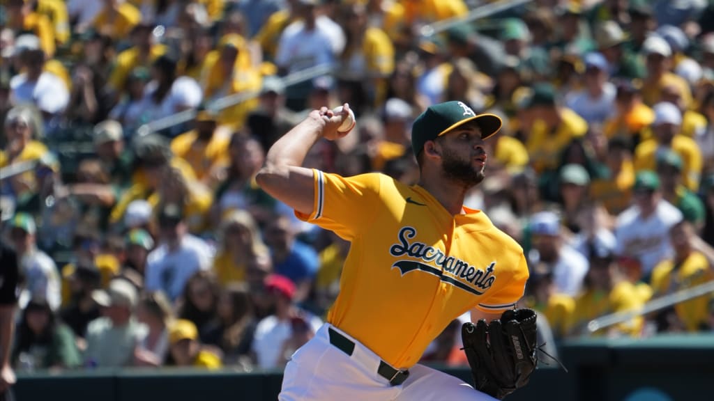 A's debut extremely popular 'Sacramento Gold' jerseys