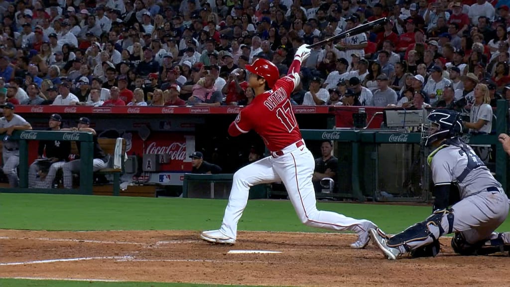 Shohei Ohtani adds epic bat flip to tying homer vs. Yankees