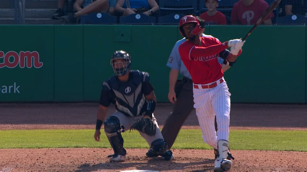 Philadelphia signs veteran Josh Harrison, Locked On Phillies