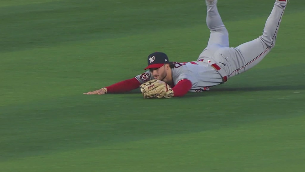 Dylan Crews makes outstanding catch in Nationals' loss