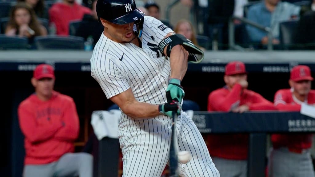 Giancarlo Stanton's first hit of 2025