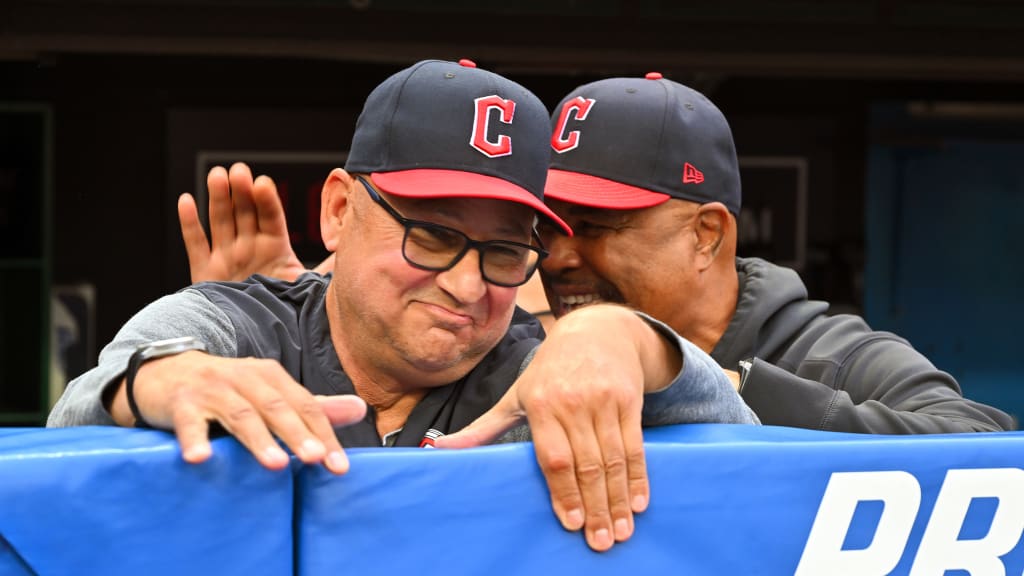 Guardians manager Terry Francona, left, shares a laugh with bench coach DeMarlo Hale in 2023.