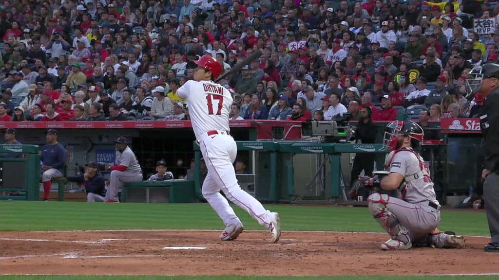 Mike Trout passes Joe DiMaggio on all-time home run list