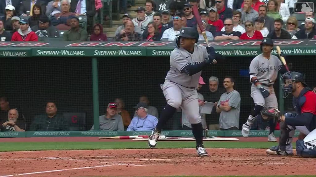 Highlight] Oswaldo Cabrera CRUSHES his first ever postseason homer and the  Yankees take the lead in ALDS Game 3! : r/NYYankees